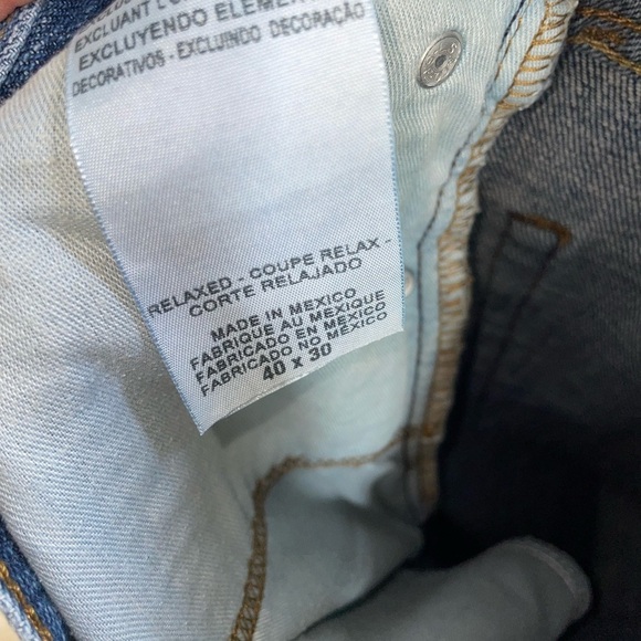 Men's Blue Jeans Signature by Levi Strauss size mens 40/30 - Picture 2 of 4